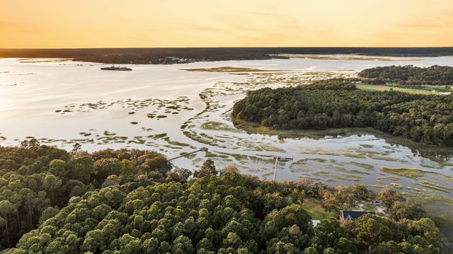 1358 Polly Point Road, Wadmalaw Island, SC 29487