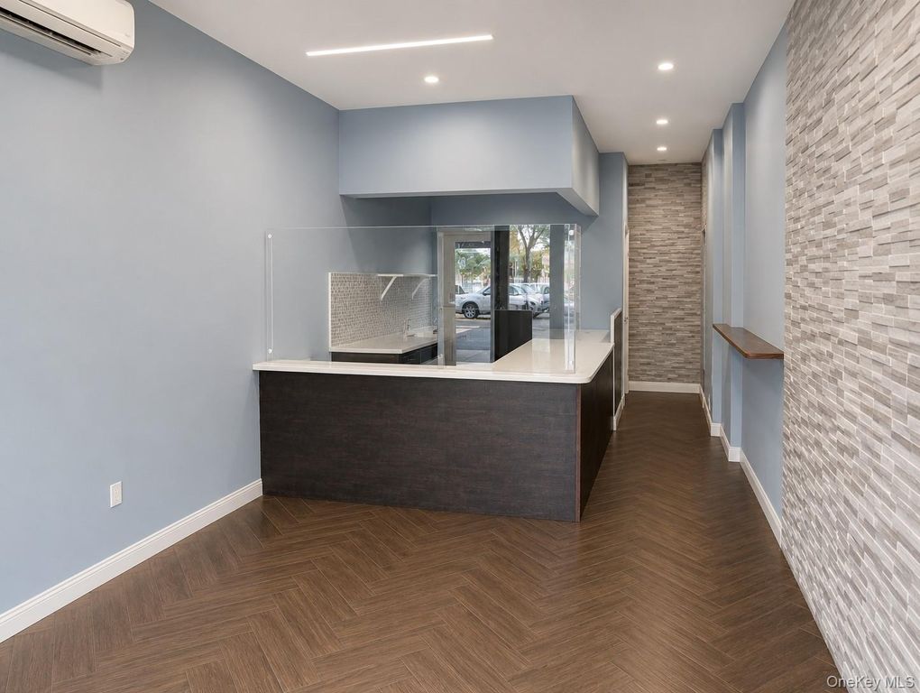 33-17 30 Avenue, Astoria, NY 11103 — photo 4
