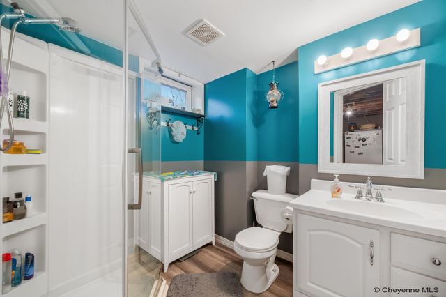 2709 E 9TH ST, Cheyenne, WY 82001