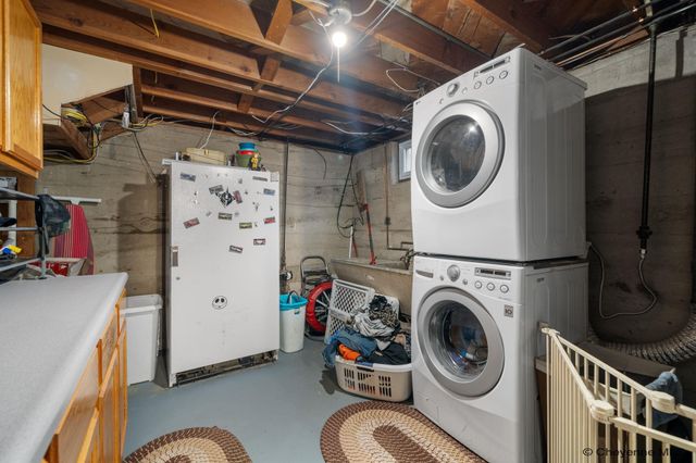 2709 E 9TH ST, Cheyenne, WY 82001