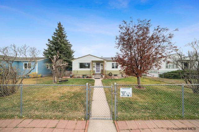 2709 E 9TH ST, Cheyenne, WY 82001