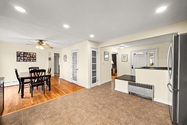 3 O Connell Road, Tiverton, RI 02878