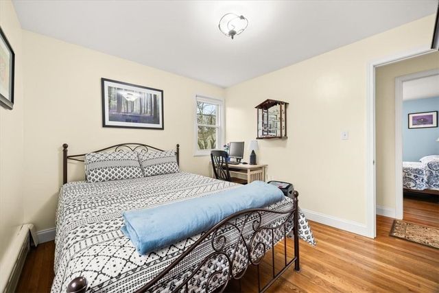 3 O Connell Road, Tiverton, RI 02878