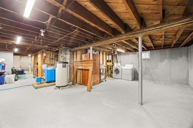 3 O Connell Road, Tiverton, RI 02878