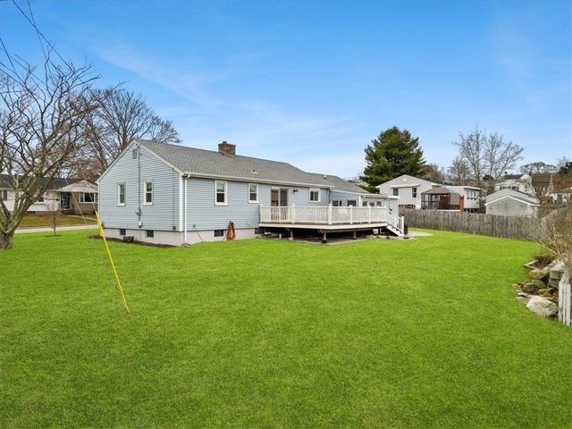 3 O Connell Road, Tiverton, RI 02878