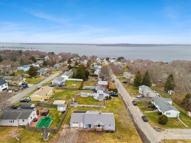 3 O Connell Road, Tiverton, RI 02878