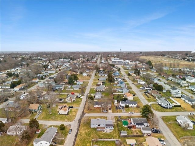 3 O Connell Road, Tiverton, RI 02878