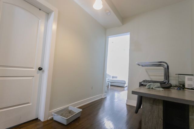 6434 S Eberhart Avenue, Chicago, IL 60637