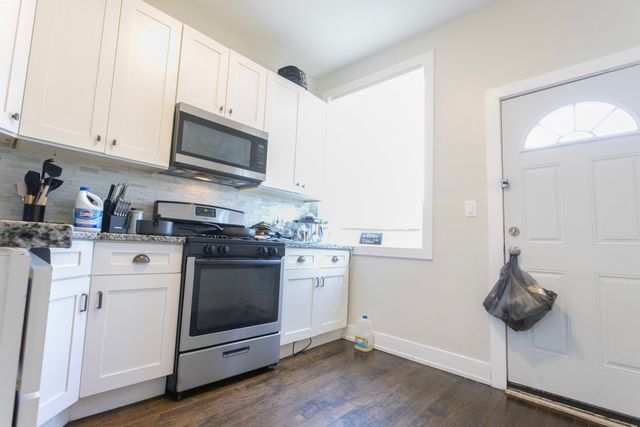 6434 S Eberhart Avenue, Chicago, IL 60637