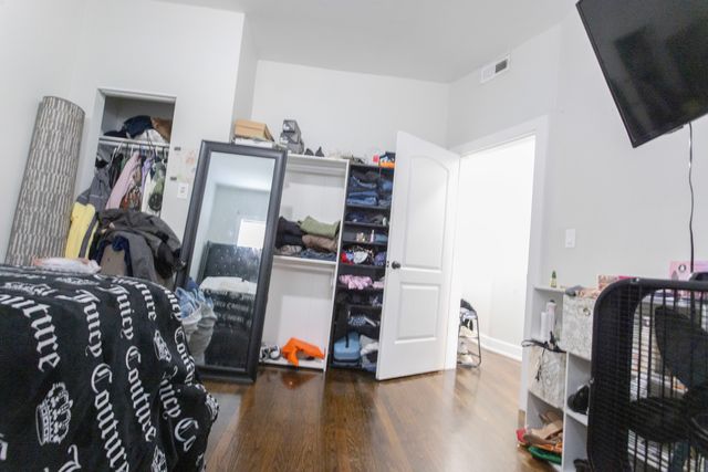 6434 S Eberhart Avenue, Chicago, IL 60637