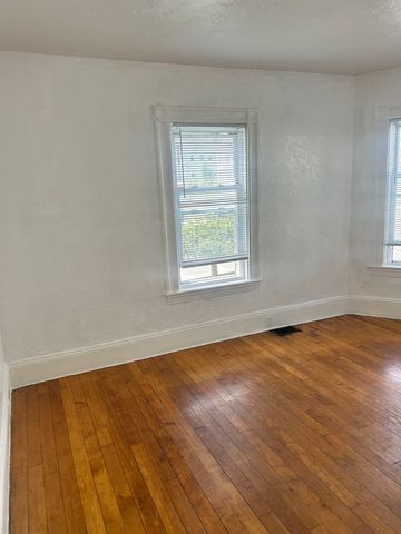 92 Myrtle Street 1, Brockton, MA 02301