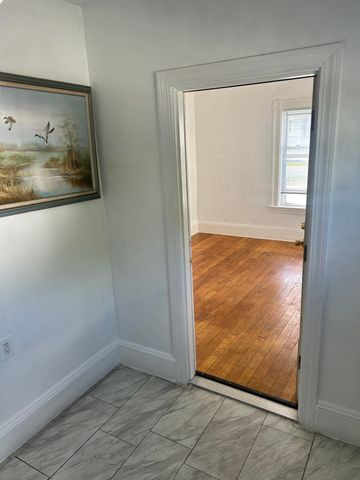 92 Myrtle Street 1, Brockton, MA 02301