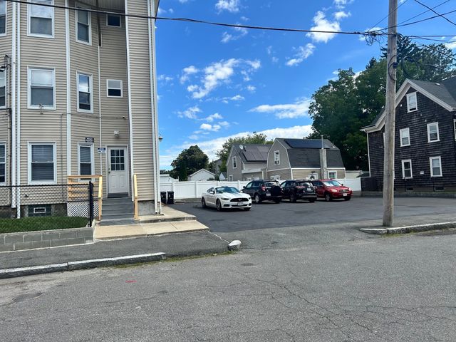 92 Myrtle Street 1, Brockton, MA 02301