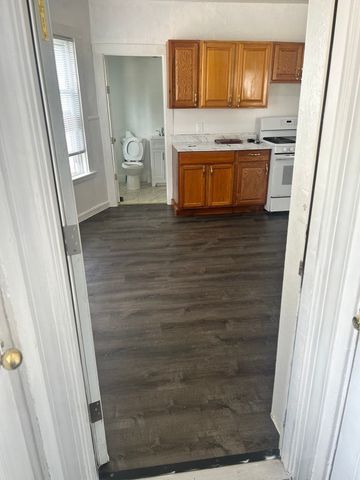 92 Myrtle Street 1, Brockton, MA 02301