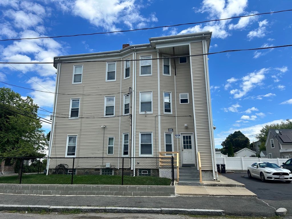92 Myrtle Street 1, Brockton, MA 02301