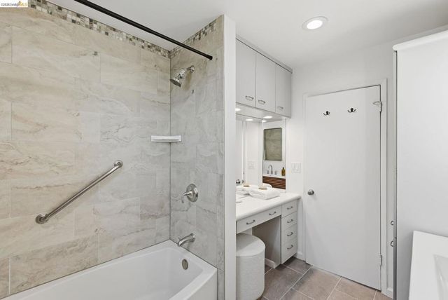 6612 Hagen Blvd, El Cerrito, CA 94530
