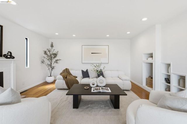6612 Hagen Blvd, El Cerrito, CA 94530