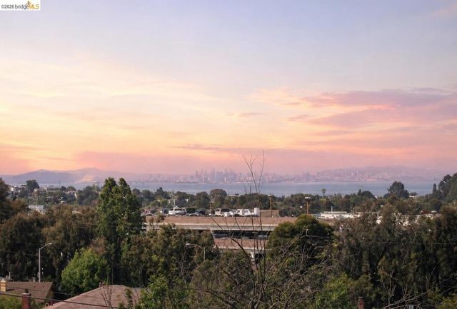 6612 Hagen Blvd, El Cerrito, CA 94530