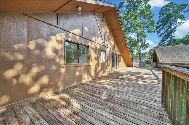 15418 Willis Way, Conroe, TX 77384