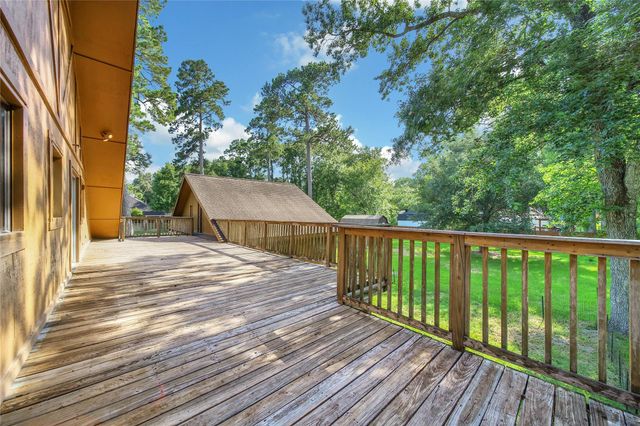 15418 Willis Way, Conroe, TX 77384