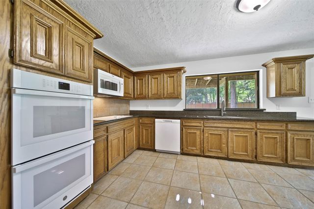 15418 Willis Way, Conroe, TX 77384