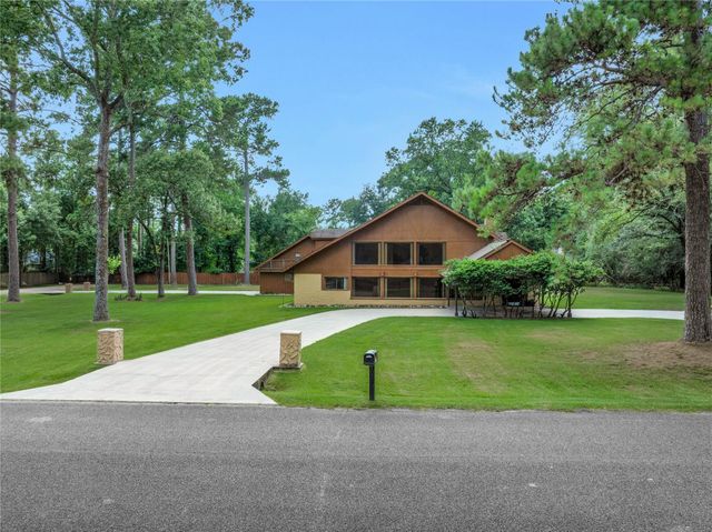 15418 Willis Way, Conroe, TX 77384