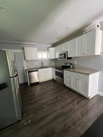 19 Wareham St, Springfield, MA 01108
