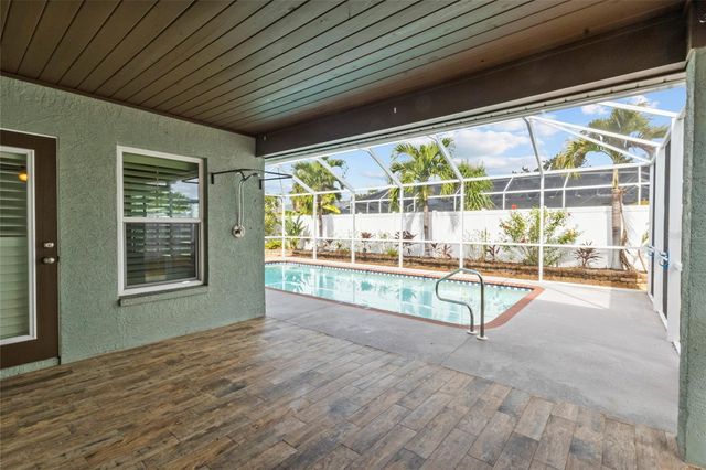 6808 19TH AVENUE W, Bradenton, FL 34209