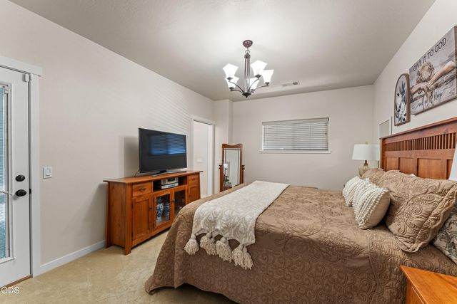 830 SW Bryn Court, Grants Pass, OR 97527