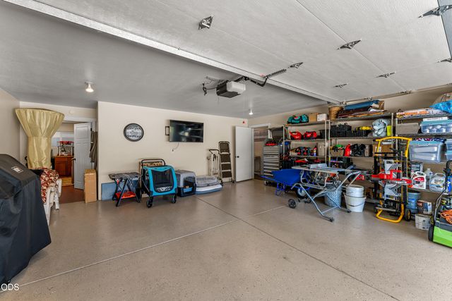 830 SW Bryn Court, Grants Pass, OR 97527