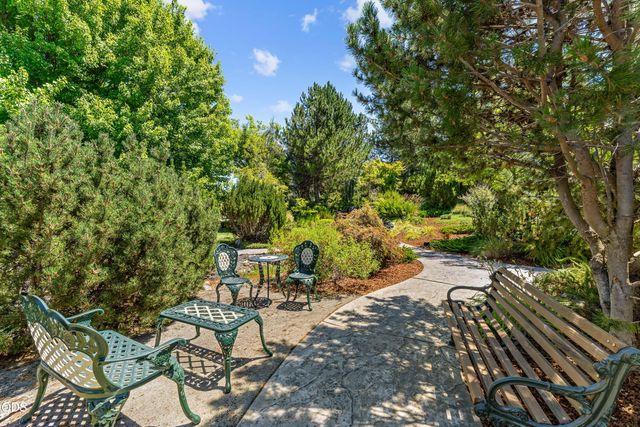830 SW Bryn Court, Grants Pass, OR 97527