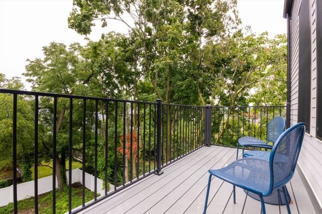 18 Parkman 2, Boston, MA 02122