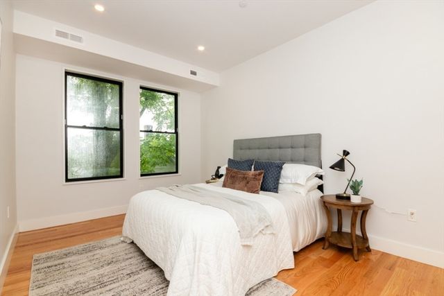 18 Parkman 2, Boston, MA 02122