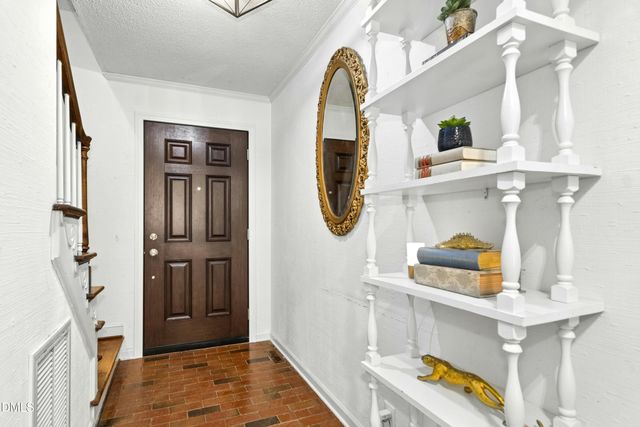 209 Butternut, Chapel Hill, NC 27514