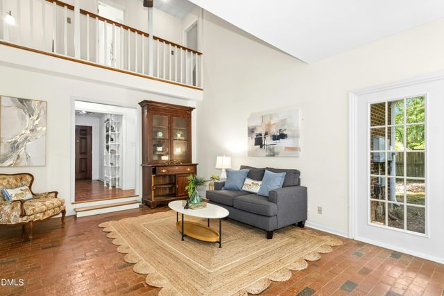 209 Butternut, Chapel Hill, NC 27514
