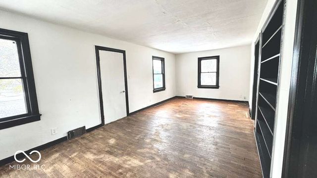 2234 Fairview Street, Anderson, IN 46016