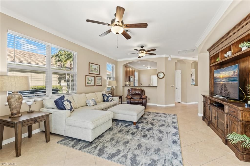 10614 Camarelle CIR N, FORT MYERS, FL 33913 — photo 4