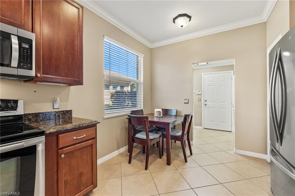 10614 Camarelle CIR N, FORT MYERS, FL 33913 — photo 5