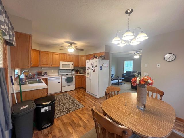 161 Hillcrest Avenue, Spicer, MN 56288