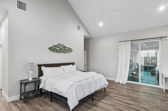 16323 Lake LOOP, Austin, TX 78734