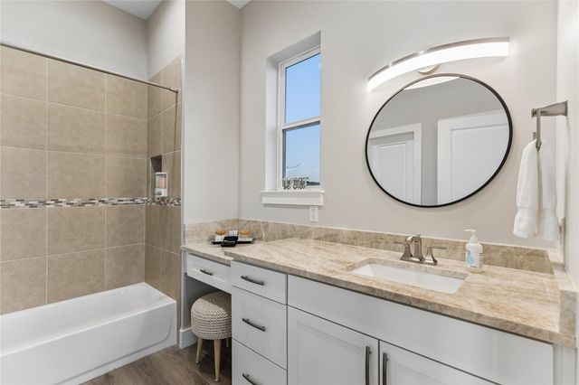 16323 Lake LOOP, Austin, TX 78734