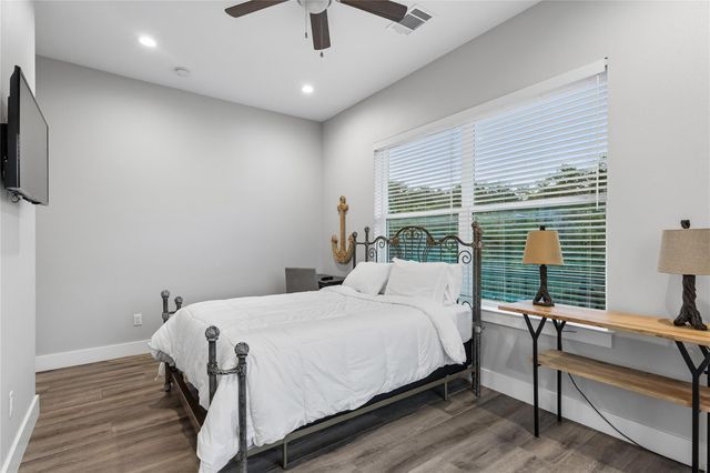 16323 Lake LOOP, Austin, TX 78734