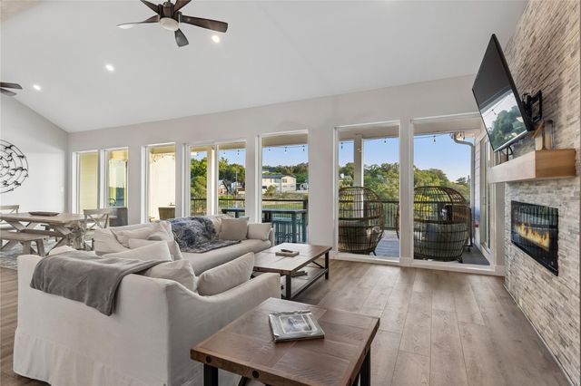 16323 Lake LOOP, Austin, TX 78734
