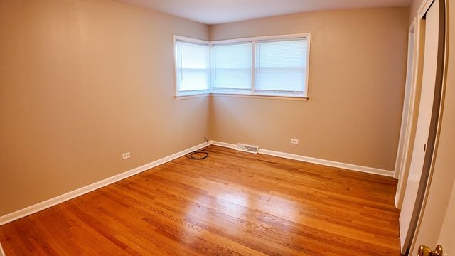 15444 State Street, South Holland, IL 60473