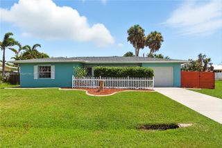3030 Palm Drive, Punta Gorda, FL 33950