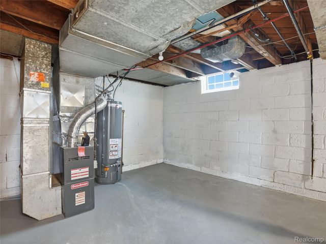 18686 Brady, Redford Charter Township, MI 48240