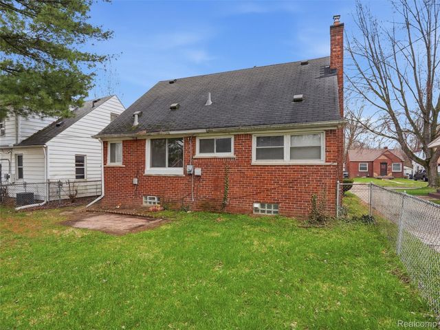 18686 Brady, Redford Charter Township, MI 48240