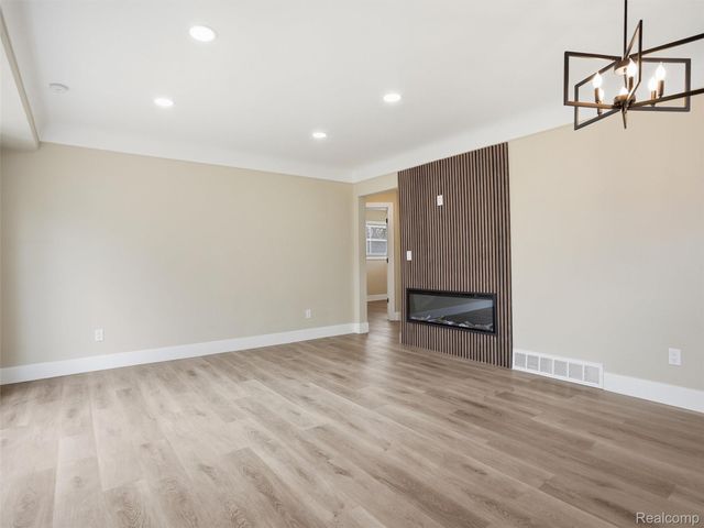 18686 Brady, Redford Charter Township, MI 48240