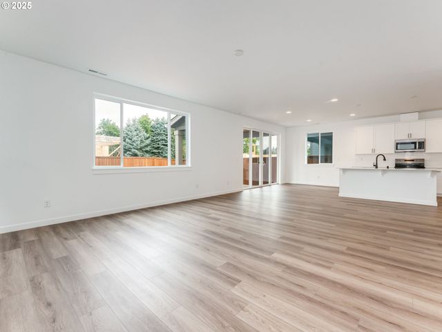 11124 Ne 131ST Ave, Vancouver, WA 98682