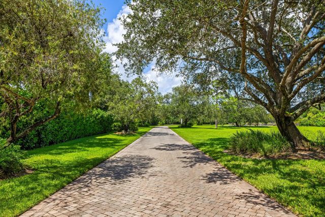 13054 NW Gilson Road, Palm City, FL 34990